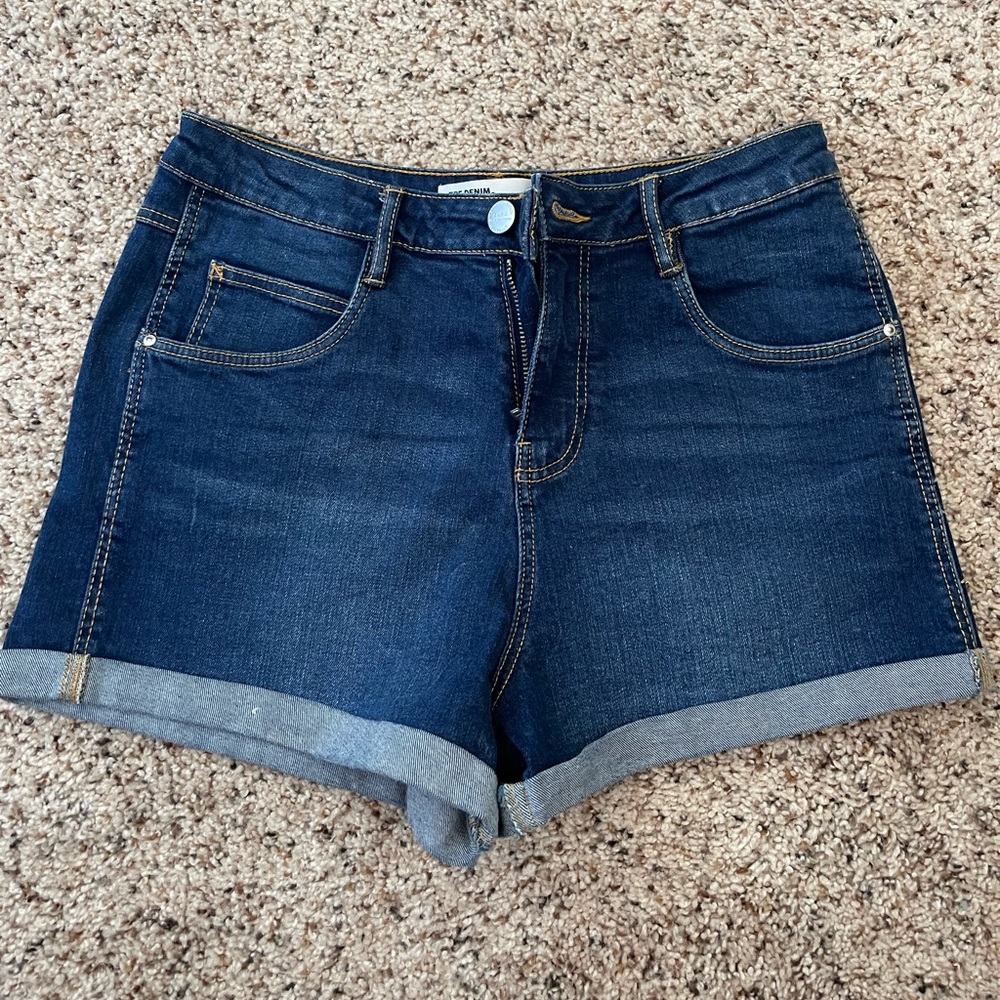 Short denim, high waist from Zara